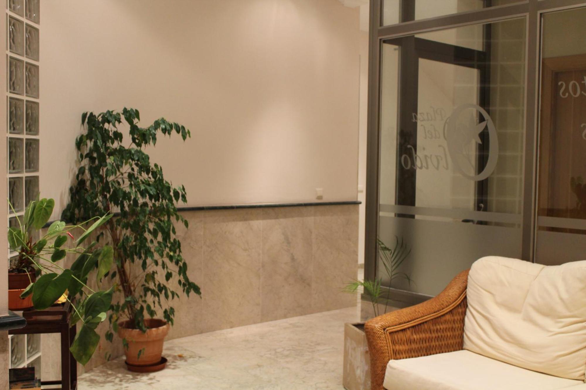 Apartamentos Turisticos Plaza Del Olvido Nerja Buitenkant foto