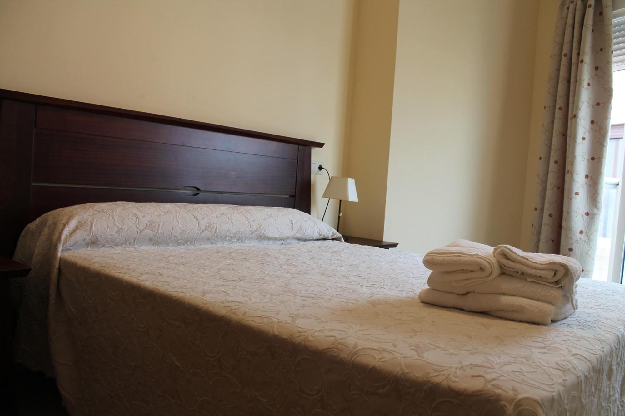 Apartamentos Turisticos Plaza Del Olvido Nerja Buitenkant foto